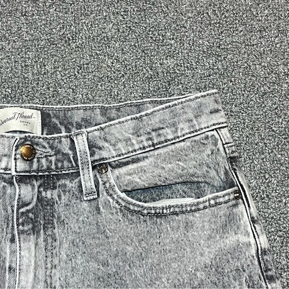 Universal Thread Vintage Straight Jeans Womens Size 12/25 Gray Denim Cropped - Picture 4 of 11